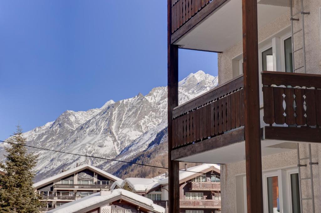Hotel Sarazena Zermatt Værelse billede